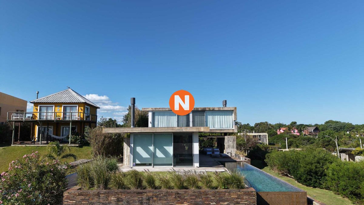 Casa Ref.226009 - Punta del Este, casa frente al mar - Tio Tom