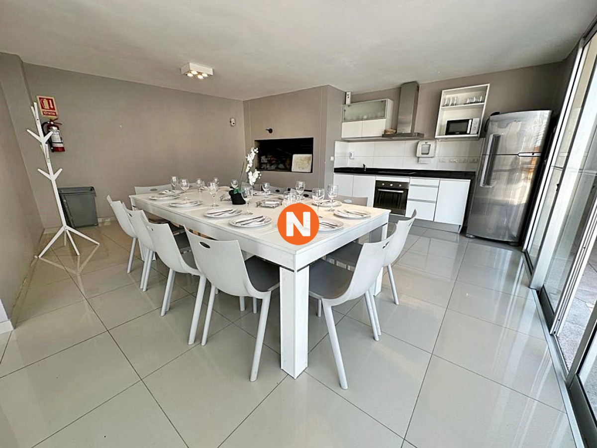 Apartamento Ref.223156 - Wind Tower Punta del Este - Exclusivo apartamento en piso alto en venta