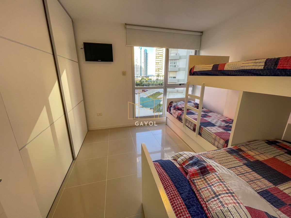 Apartamento ID.367 - Arenas del Mar II - 2 dormtiorios con 2 baños en venta 