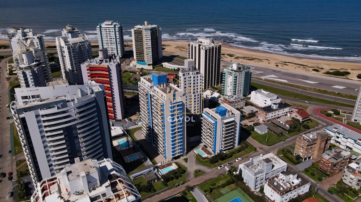 Apartamento ID.367 - Arenas del Mar II - 2 dormtiorios con 2 baños en venta 