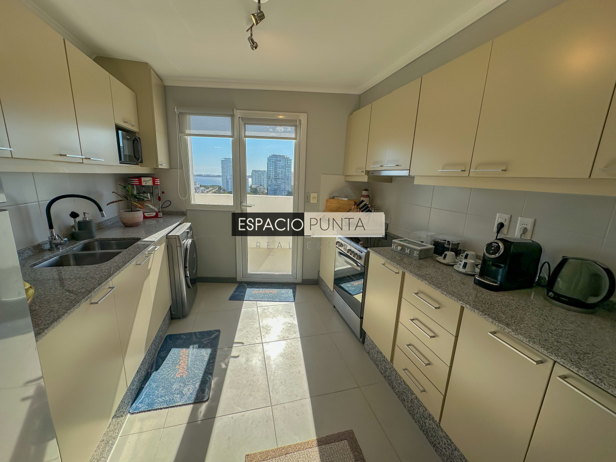 Apartamento ID.2570 - Exclusivo Penthouse con parrillero propio!!!