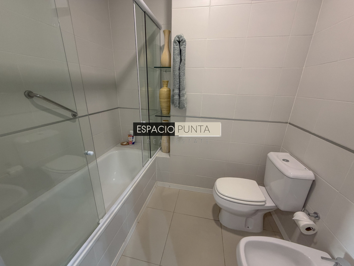 Apartamento ID.2570 - Exclusivo Penthouse con parrillero propio!!!