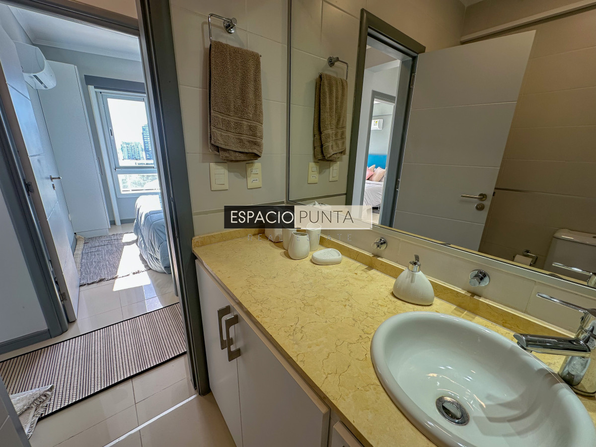 Apartamento ID.2570 - Exclusivo Penthouse con parrillero propio!!!