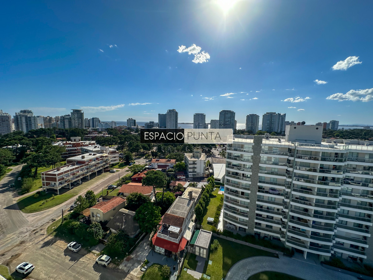 Apartamento ID.2570 - Exclusivo Penthouse con parrillero propio!!!