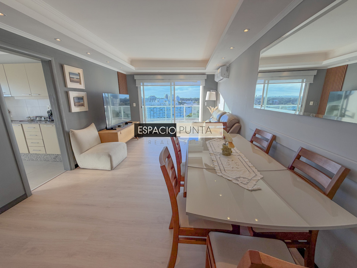 Apartamento ID.2570 - Exclusivo Penthouse con parrillero propio!!!