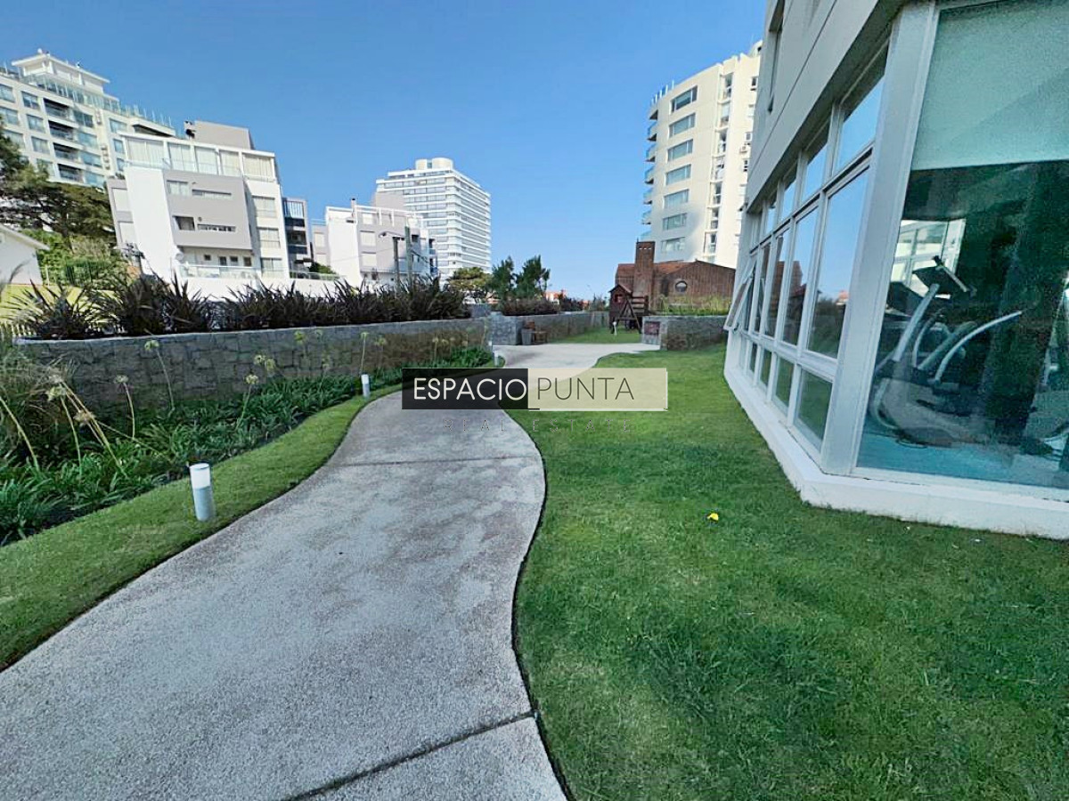 Apartamento ID.4670 - 2 dormitorios en venta Wind Tower