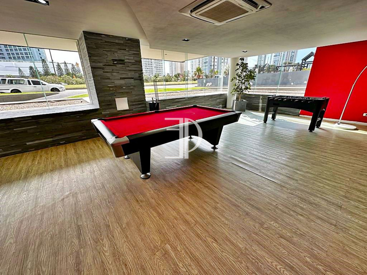 Apartamento ID.1582 - Hermoso apartamento esquinero en Playa Mansa!