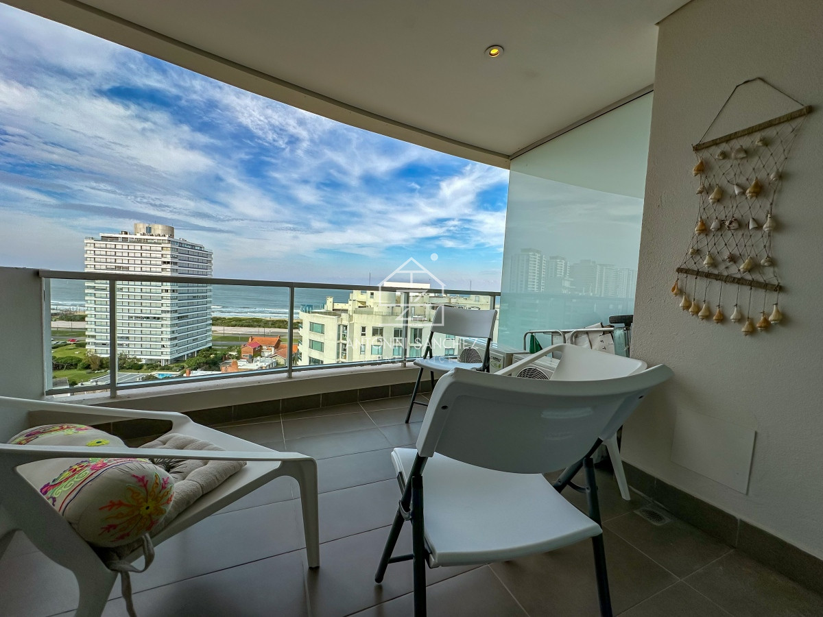 Apartamento ID.796 - Hermoso apartamento en Torre Premium con vista a Playa Brava!
