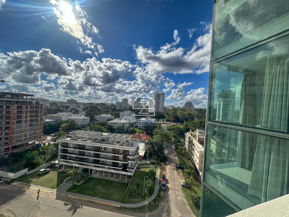 Apartamento ID.4293 - Venta Apartamento 2 dormitorios en Wind Tower Punta del este