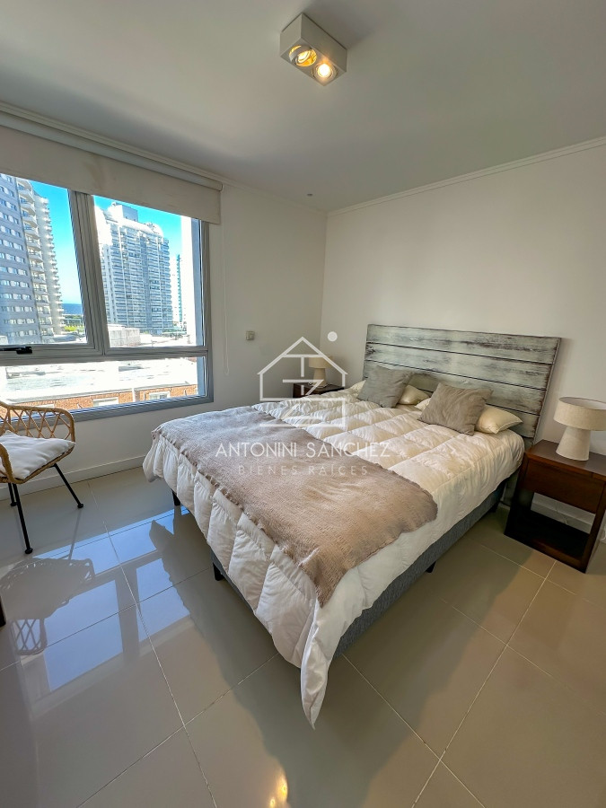 Apartamento ID.805 - Departamento en venta en exclusiva torre en Punta del Este