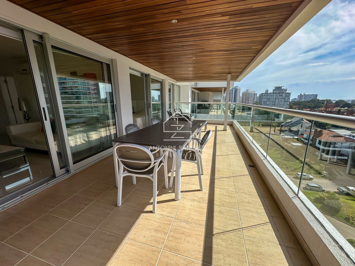 Apartamento ID.839 - Icon Brava en venta de 2 dormitorios y medio 