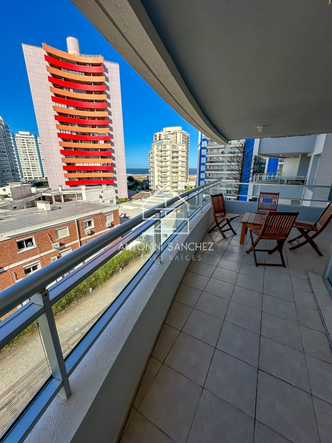 Apartamento ID.805 - Departamento en venta en exclusiva torre en Punta del Este