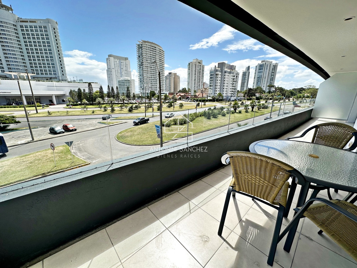 Apartamento ID.808 - Exclusivo apartamento en edificio con servicios, a pasos del mar y del Hotel Enjoy Conrad