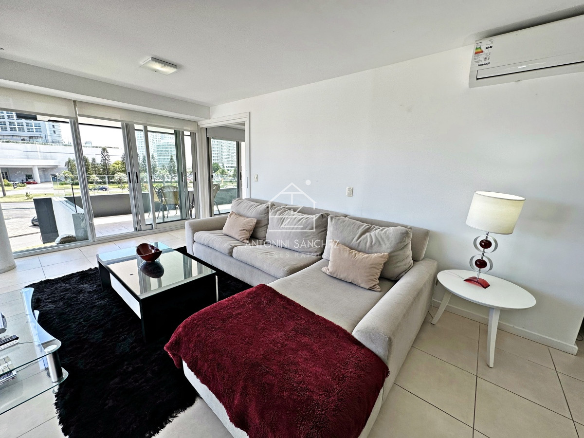 Apartamento ID.808 - Exclusivo apartamento en edificio con servicios, a pasos del mar y del Hotel Enjoy Conrad