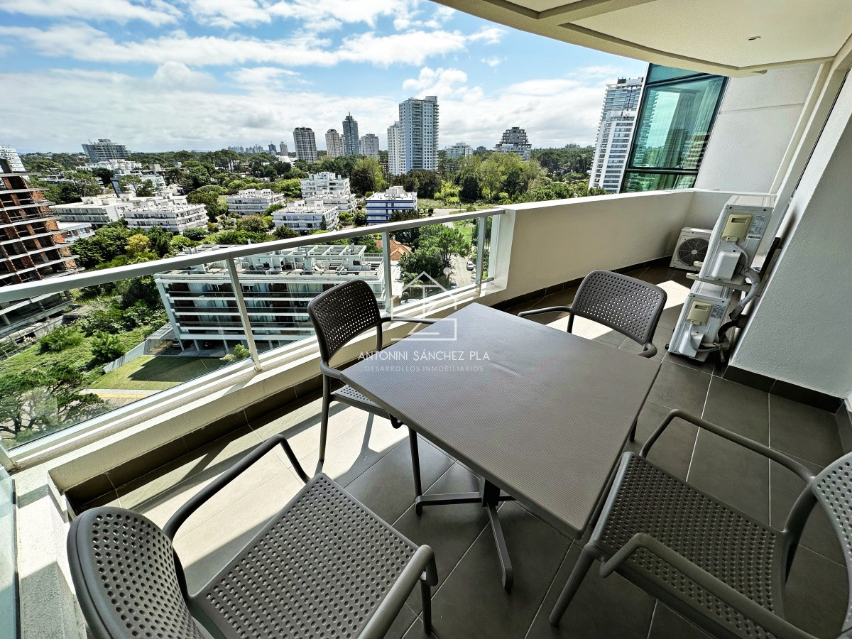 Apartamento ID.4293 - Venta Apartamento 2 dormitorios en Wind Tower Punta del este