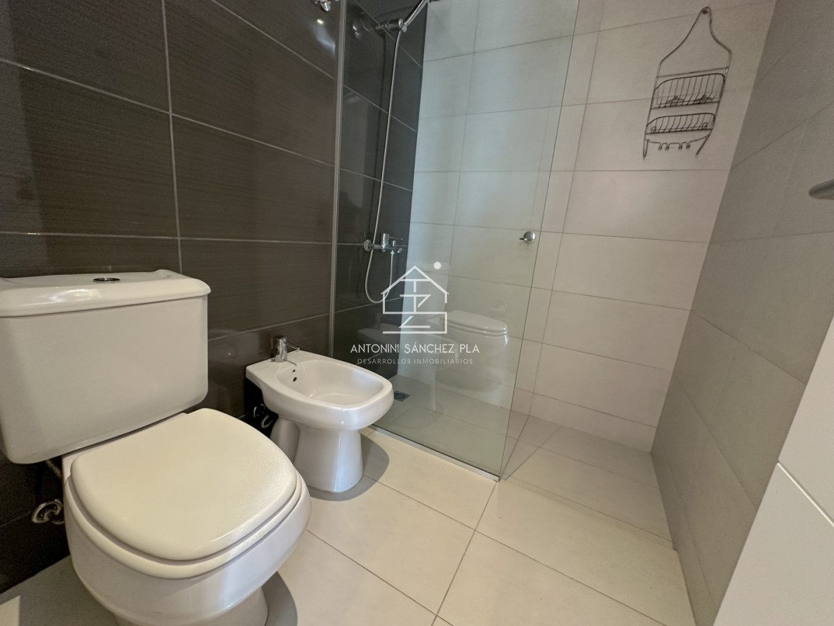 Apartamento ID.4293 - Venta Apartamento 2 dormitorios en Wind Tower Punta del este