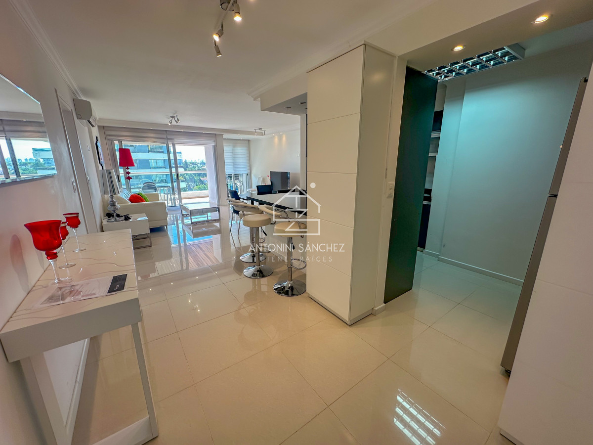 Apartamento ID.839 - Icon Brava en venta de 2 dormitorios y medio 