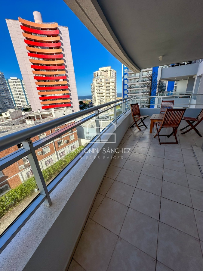 Apartamento ID.805 - Departamento en venta en exclusiva torre en Punta del Este