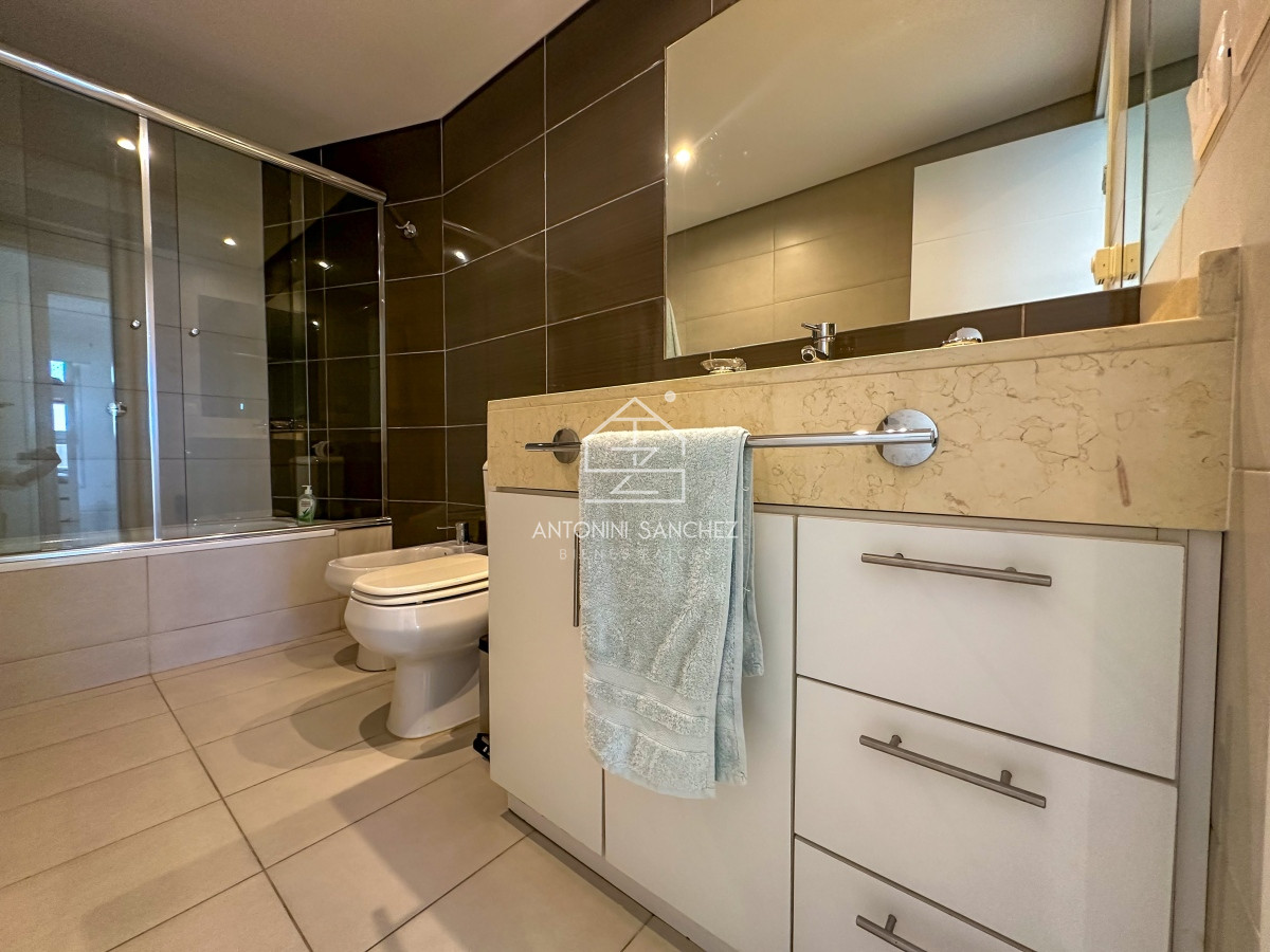 Apartamento ID.1147 - Wind Tower Punta del Este, Exclusivo apartamento en edificio Premium.