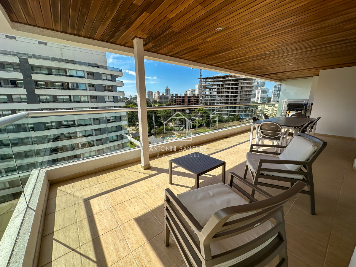 Apartamento ID.839 - Icon Brava en venta de 2 dormitorios y medio 