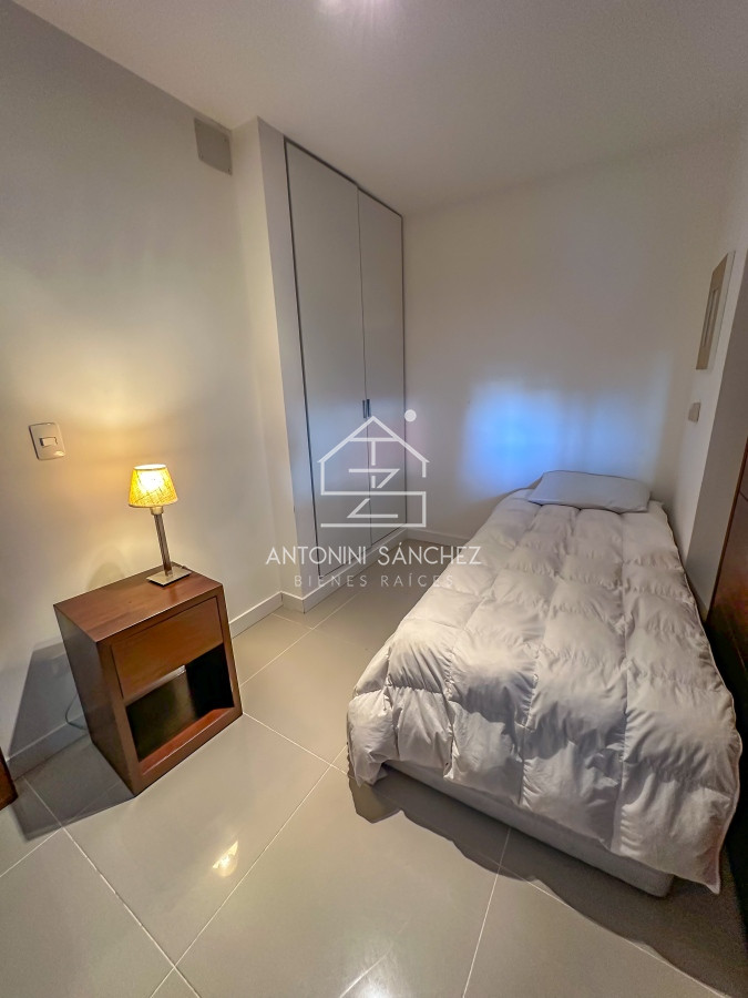 Apartamento ID.805 - Departamento en venta en exclusiva torre en Punta del Este