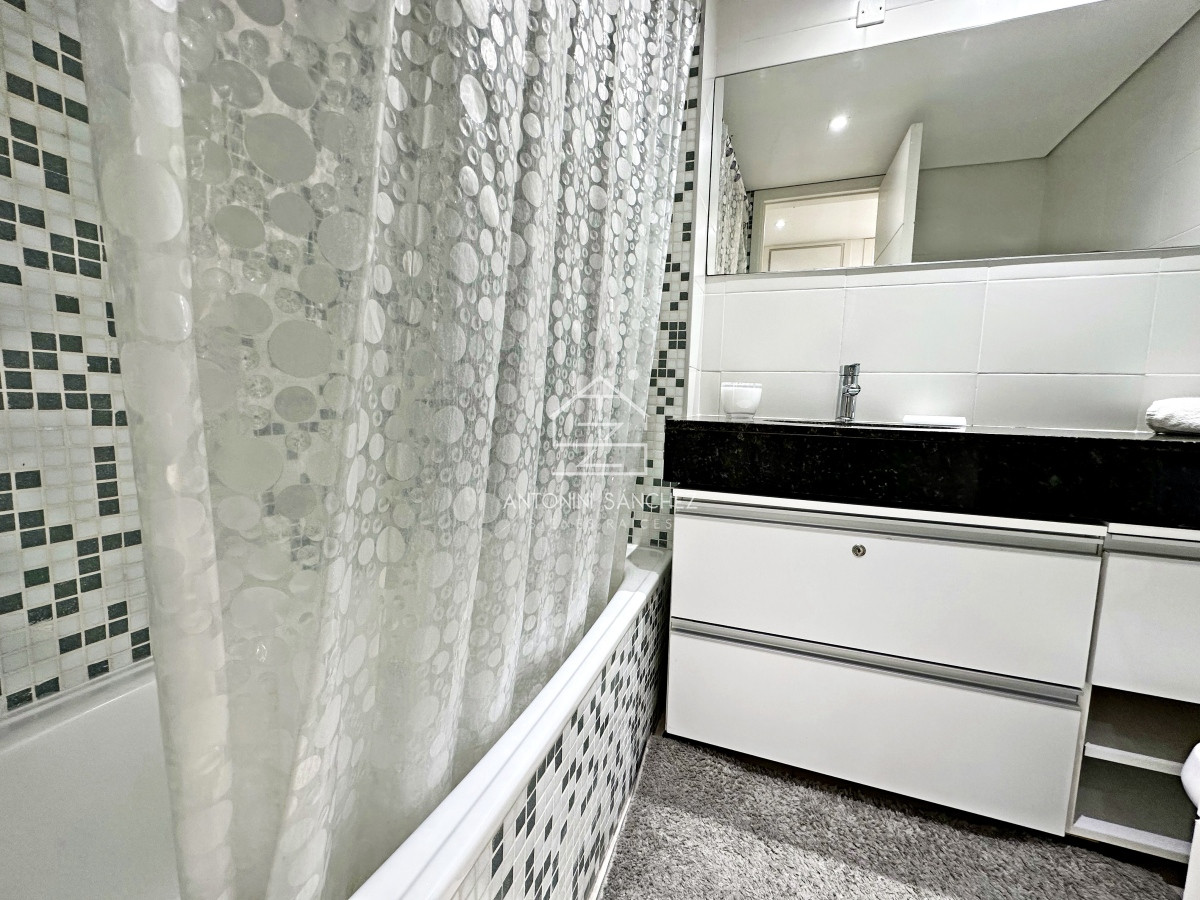 Apartamento ID.808 - Exclusivo apartamento en edificio con servicios, a pasos del mar y del Hotel Enjoy Conrad