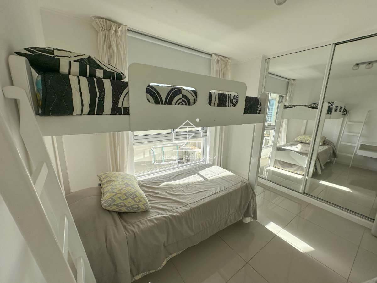 Apartamento ID.4293 - Venta Apartamento 2 dormitorios en Wind Tower Punta del este