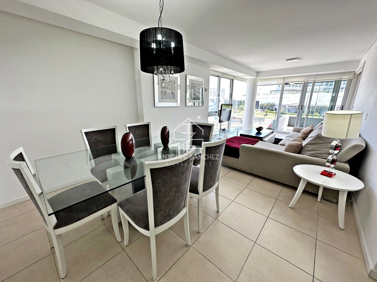Apartamento ID.808 - Exclusivo apartamento en edificio con servicios, a pasos del mar y del Hotel Enjoy Conrad