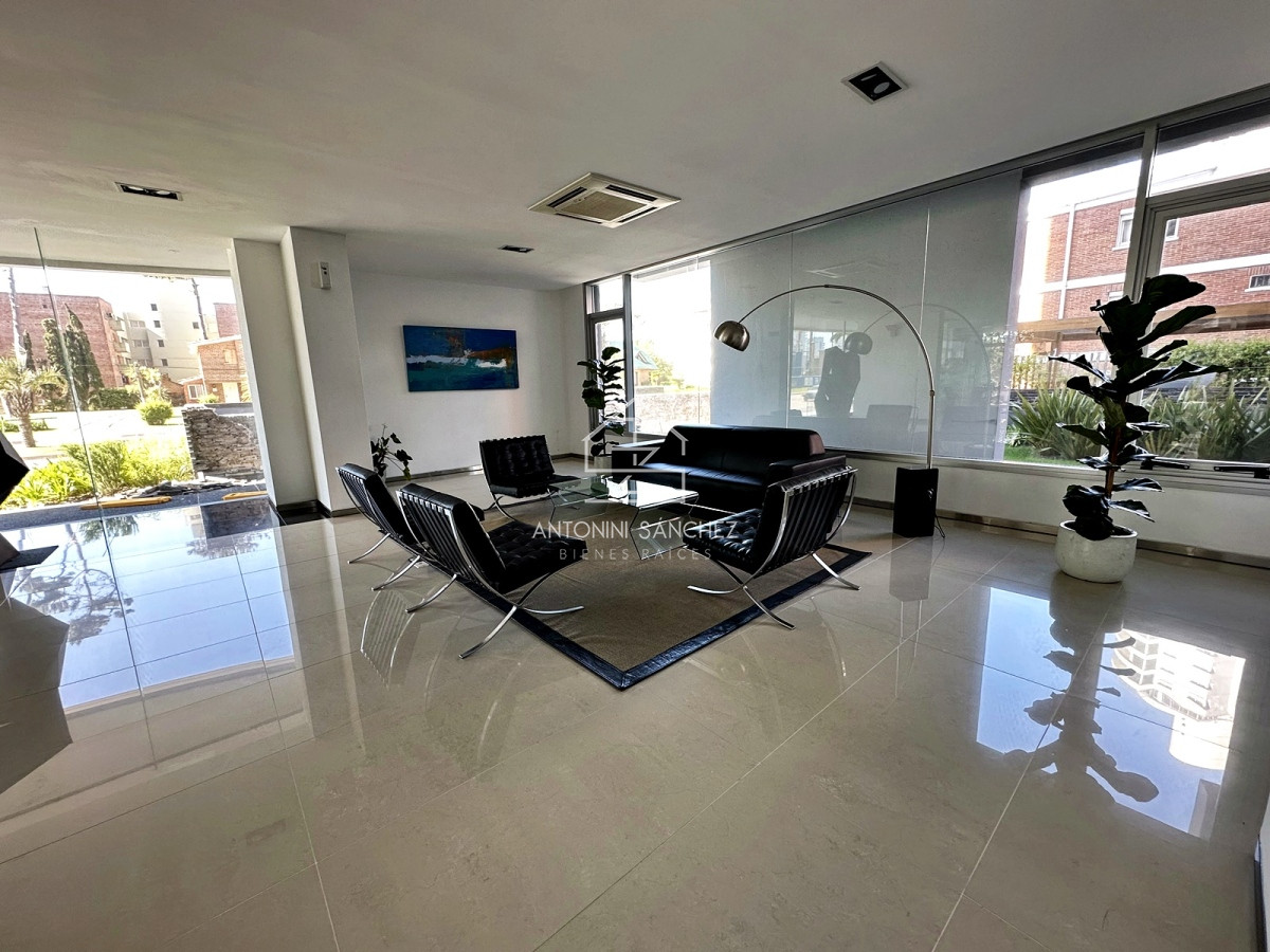 Apartamento ID.805 - Departamento en venta en exclusiva torre en Punta del Este
