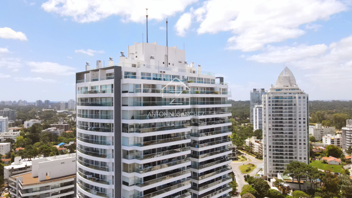Apartamento ID.839 - Icon Brava en venta de 2 dormitorios y medio 