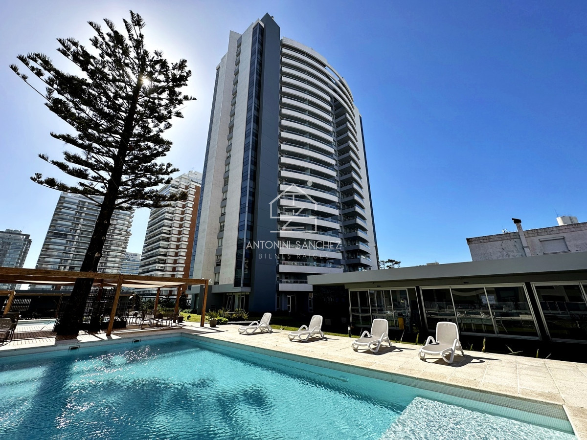 Apartamento ID.805 - Departamento en venta en exclusiva torre en Punta del Este