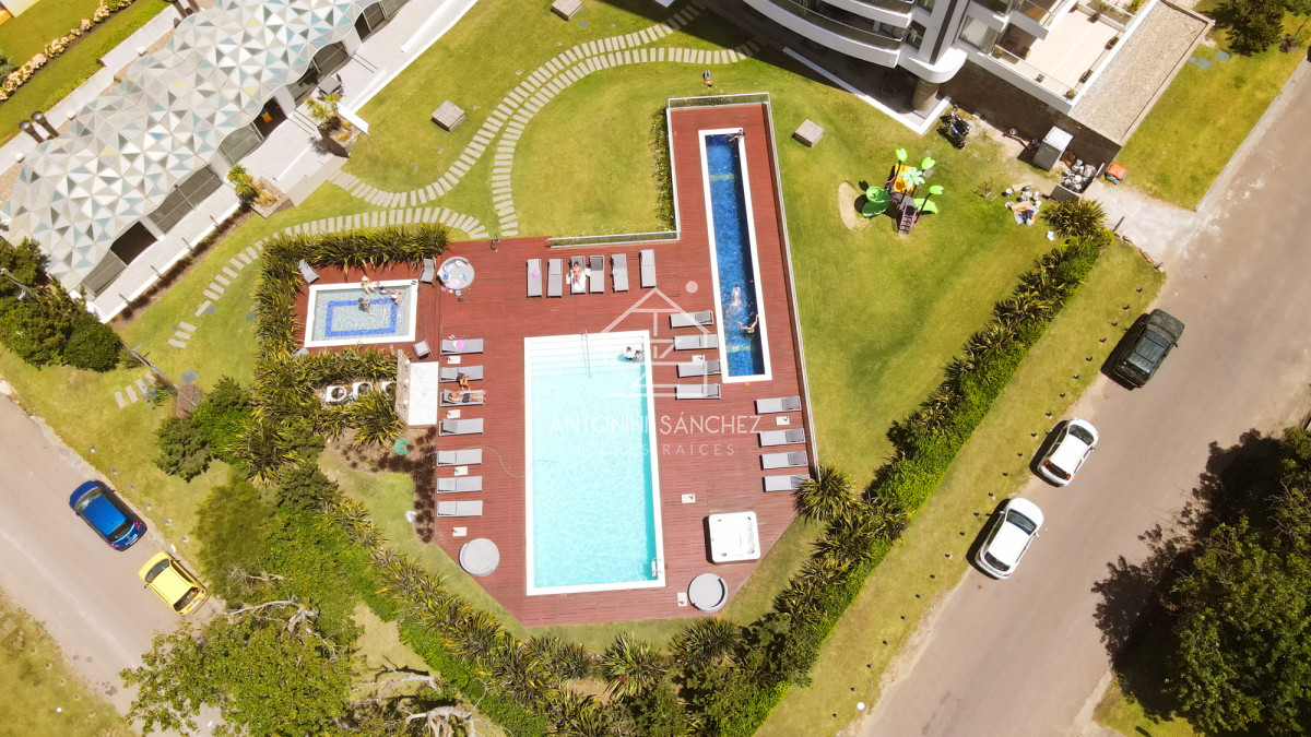 Apartamento ID.839 - Icon Brava en venta de 2 dormitorios y medio 