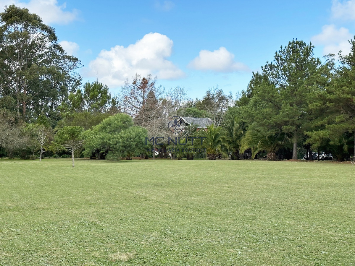 Chacra ID.601/ - Hermosa chacra muy cerca de todo para disfrutar hoy! 