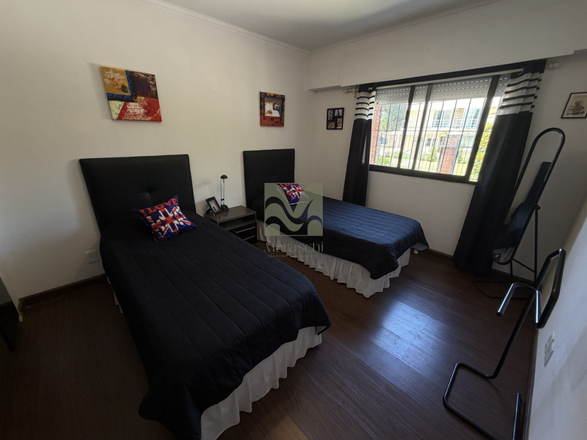Casa ID.1019 - Hermosa casa en barrio Residencial de Punta del Este a pasos de todo!