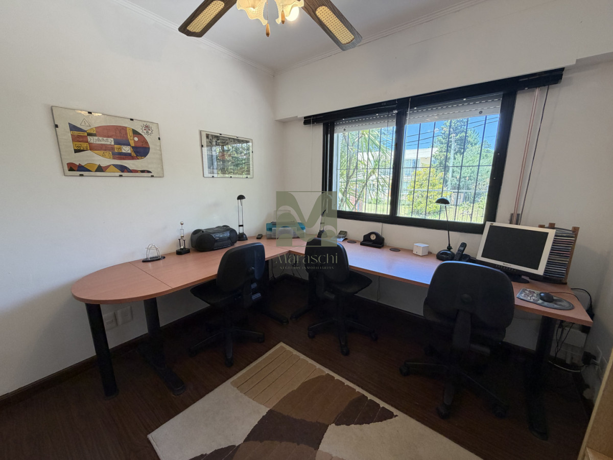 Casa ID.1019 - Hermosa casa en barrio Residencial de Punta del Este a pasos de todo!