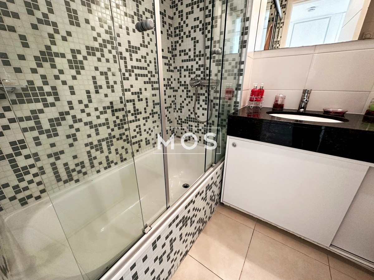 Apartamento ID.2508 - Punta de Este, Apartamento de 3 dormitorios a metros del mar y al Hotel Conrad.