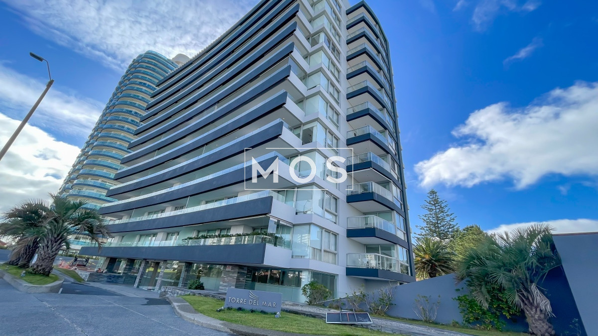 Apartamento ID.2508 - Punta de Este, Apartamento de 3 dormitorios a metros del mar y al Hotel Conrad.