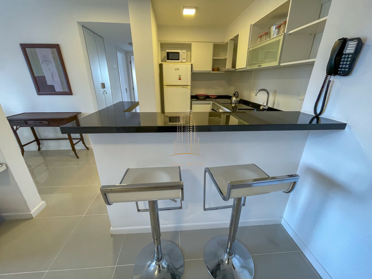 Apartamento ID.874 - Arenas del Mar II - 2 dormitorios y medio con 2 baños en alquiler