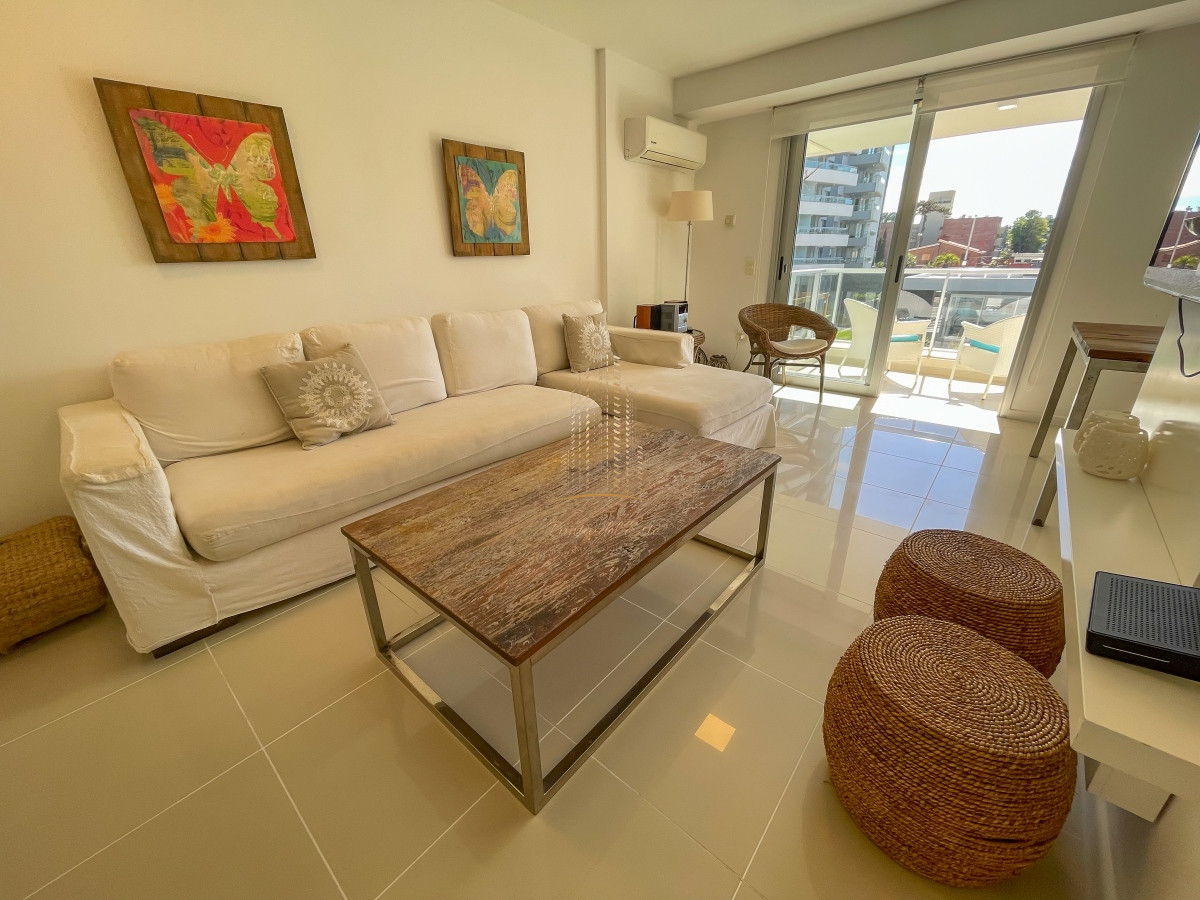 Apartamento ID.874 - Arenas del Mar II - 2 dormitorios y medio con 2 baños en alquiler