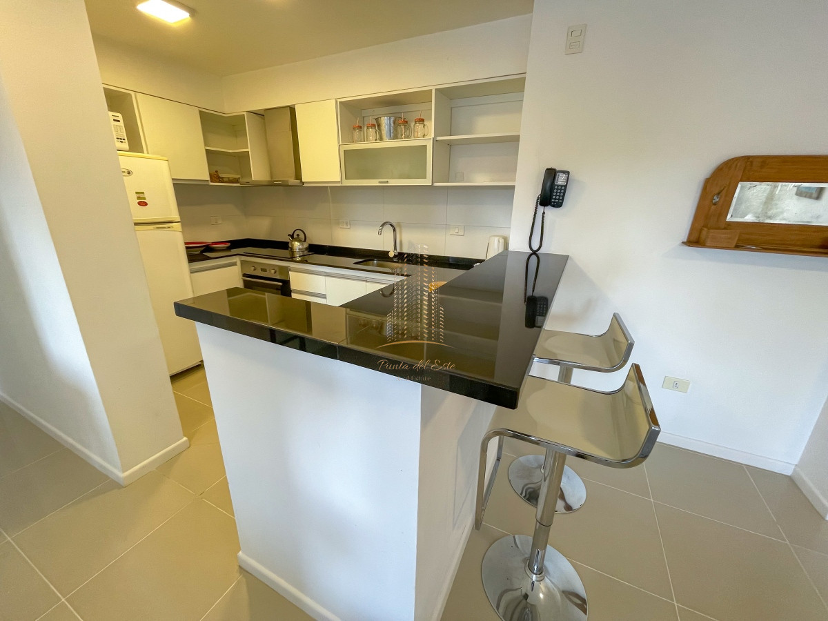 Apartamento ID.874 - Arenas del Mar II - 2 dormitorios y medio con 2 baños en alquiler