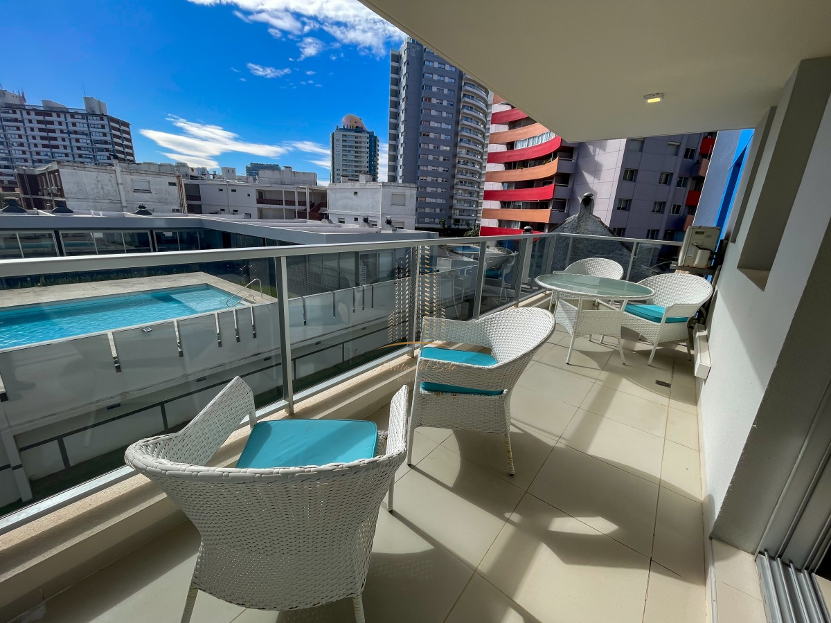 Apartamento ID.874 - Arenas del Mar II - 2 dormitorios y medio con 2 baños en alquiler