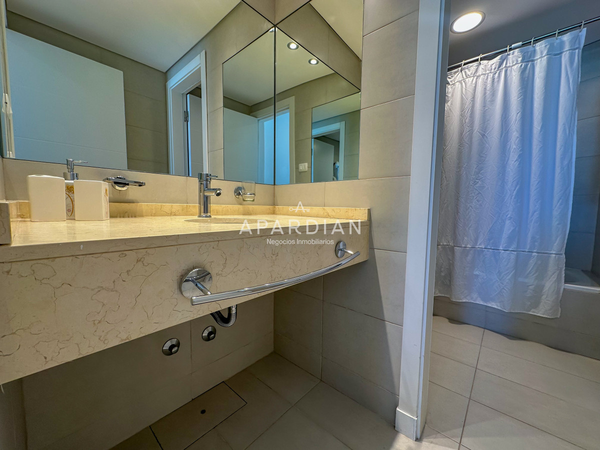 Apartamento ID.21098437 - OPORTUNIDAD EN  PISO ALTO A BRAVA!