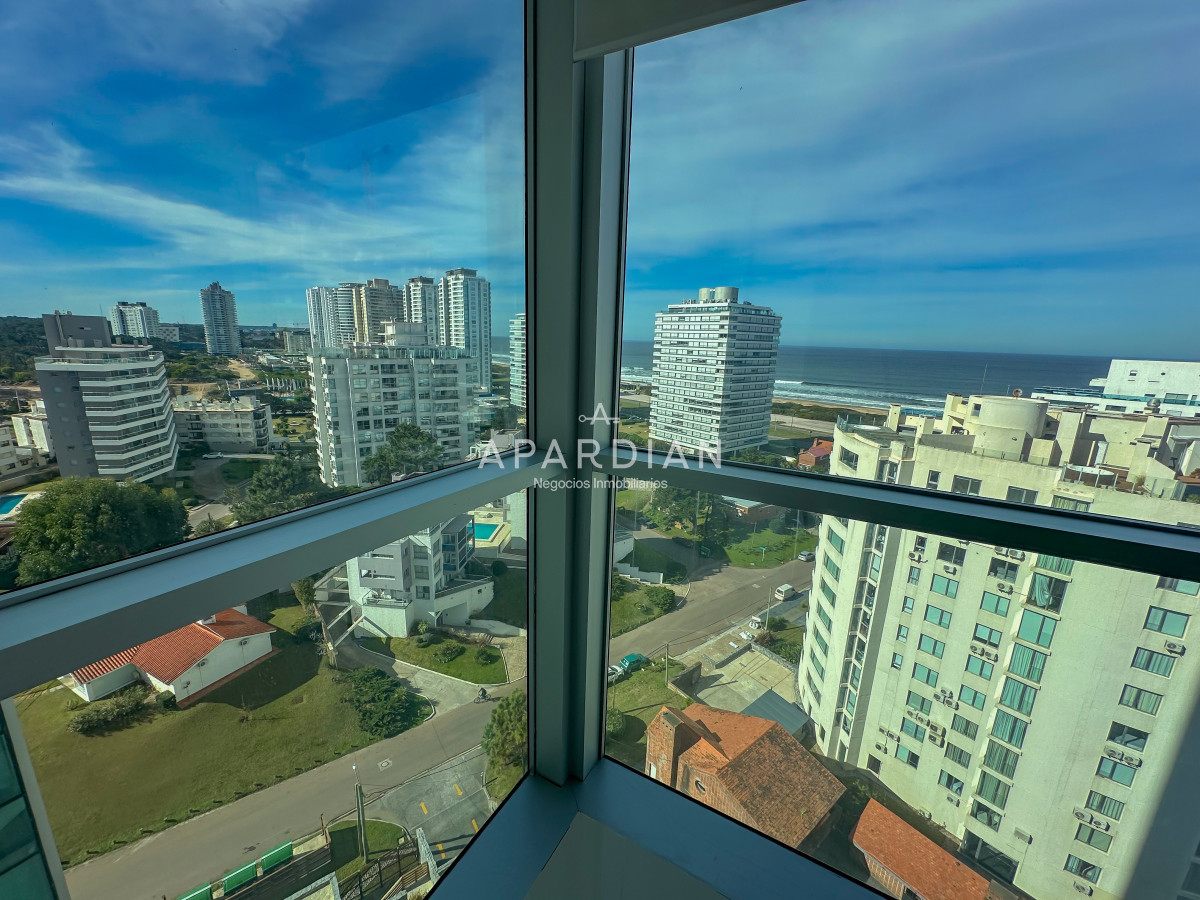 Apartamento ID.21098437 - OPORTUNIDAD EN  PISO ALTO A BRAVA!