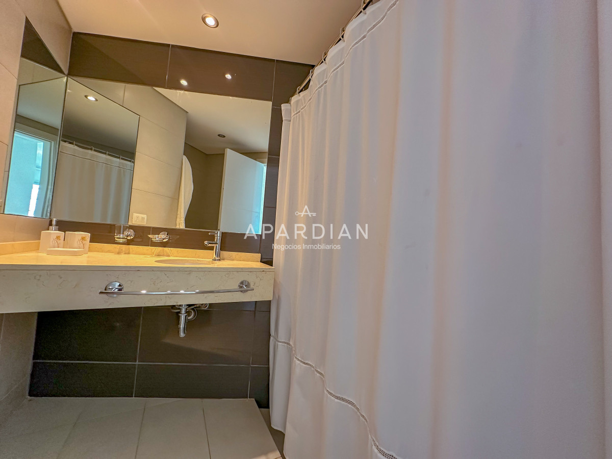 Apartamento ID.21098437 - OPORTUNIDAD EN  PISO ALTO A BRAVA!