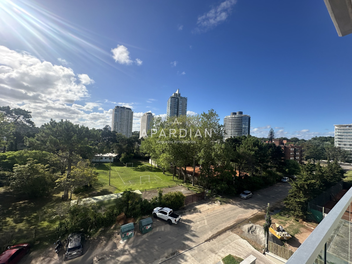 Apartamento ID.21099223 - Apartamento a estrenar en Playa Brava!