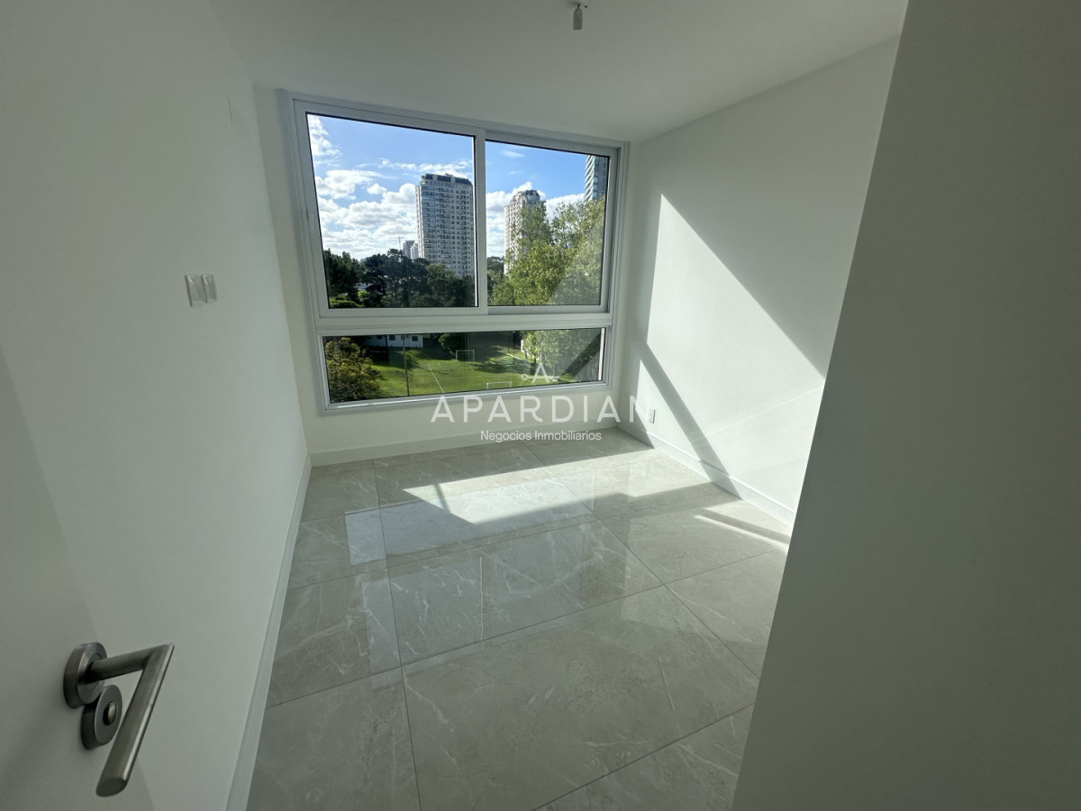 Apartamento ID.21099223 - Apartamento a estrenar en Playa Brava!