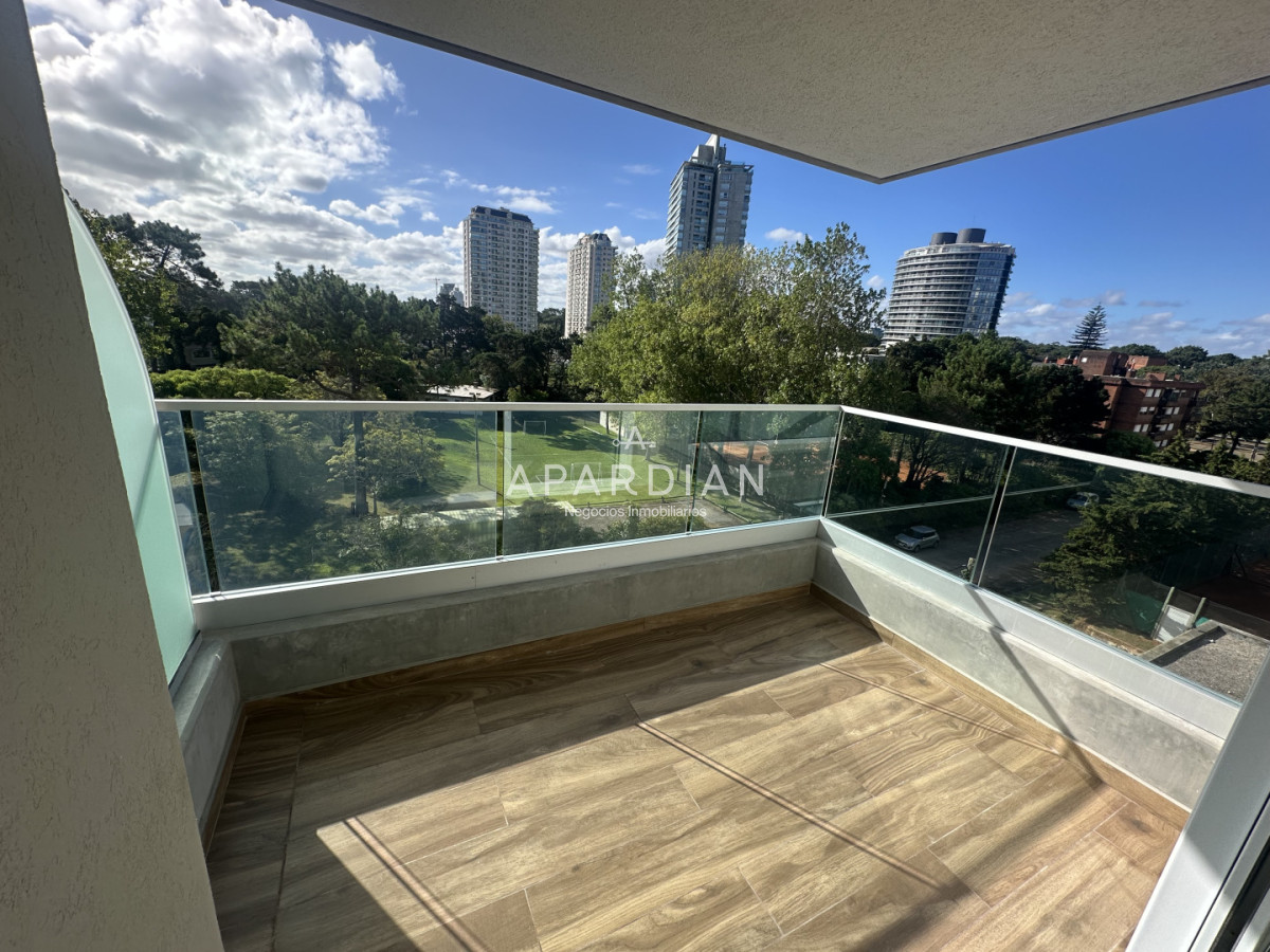 Apartamento ID.21099223 - Apartamento a estrenar en Playa Brava!