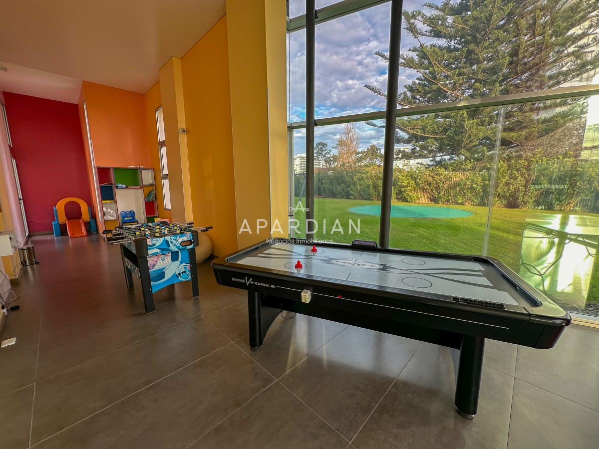 Apartamento ID.21098862 - Gala Tower. Pda 4, exclusivo departamento a solo pasos del Mar en Playa Mansa.