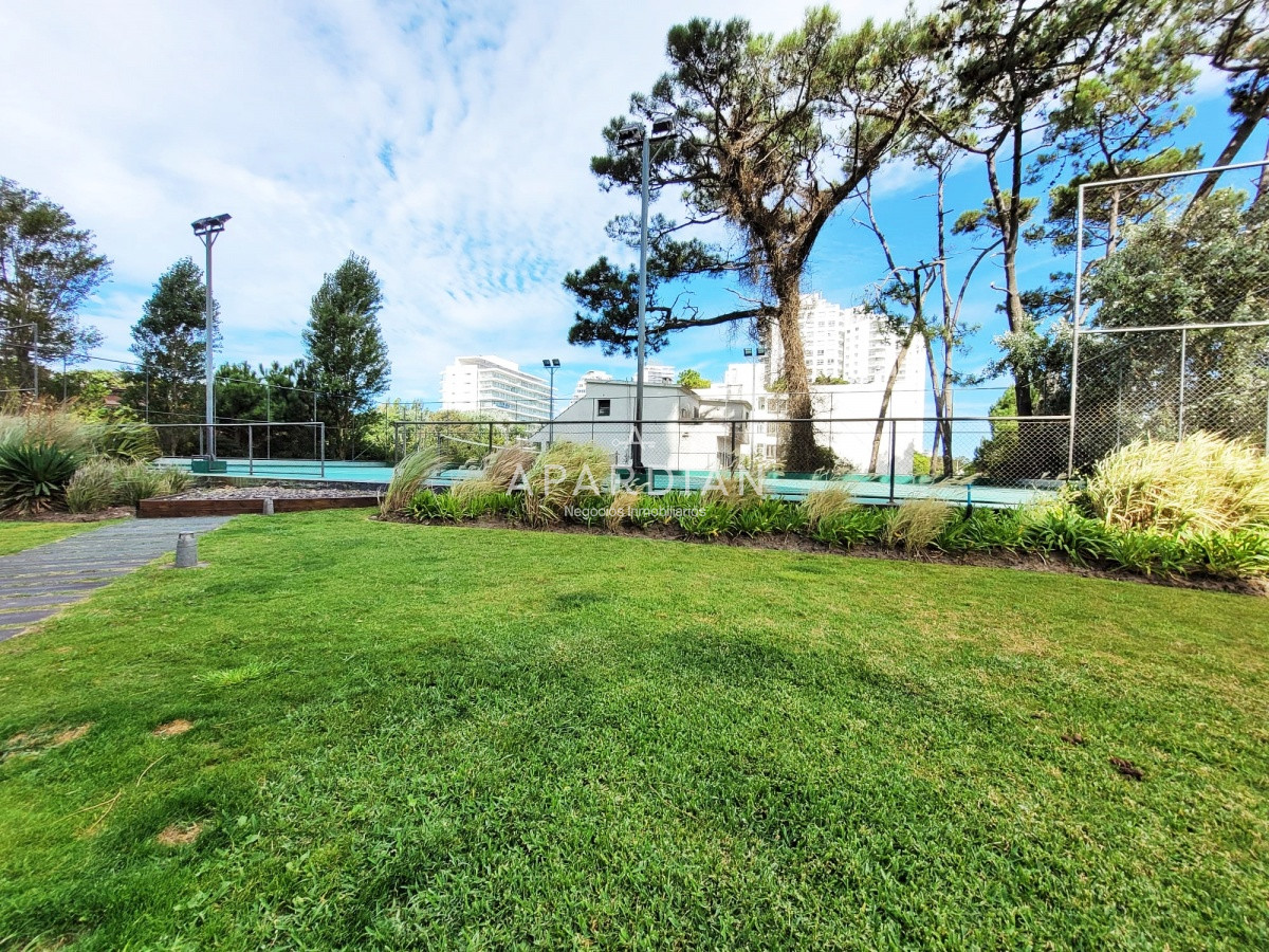 Apartamento ID.21100031 - Piso alto con hermosas vistas! 