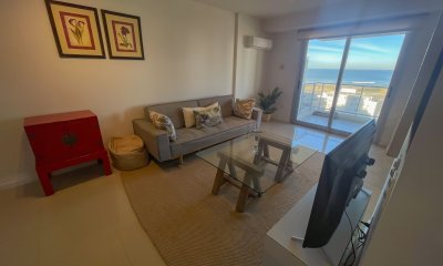Apartamento en Arenas del Mar II, a pasos del Playa Brava!